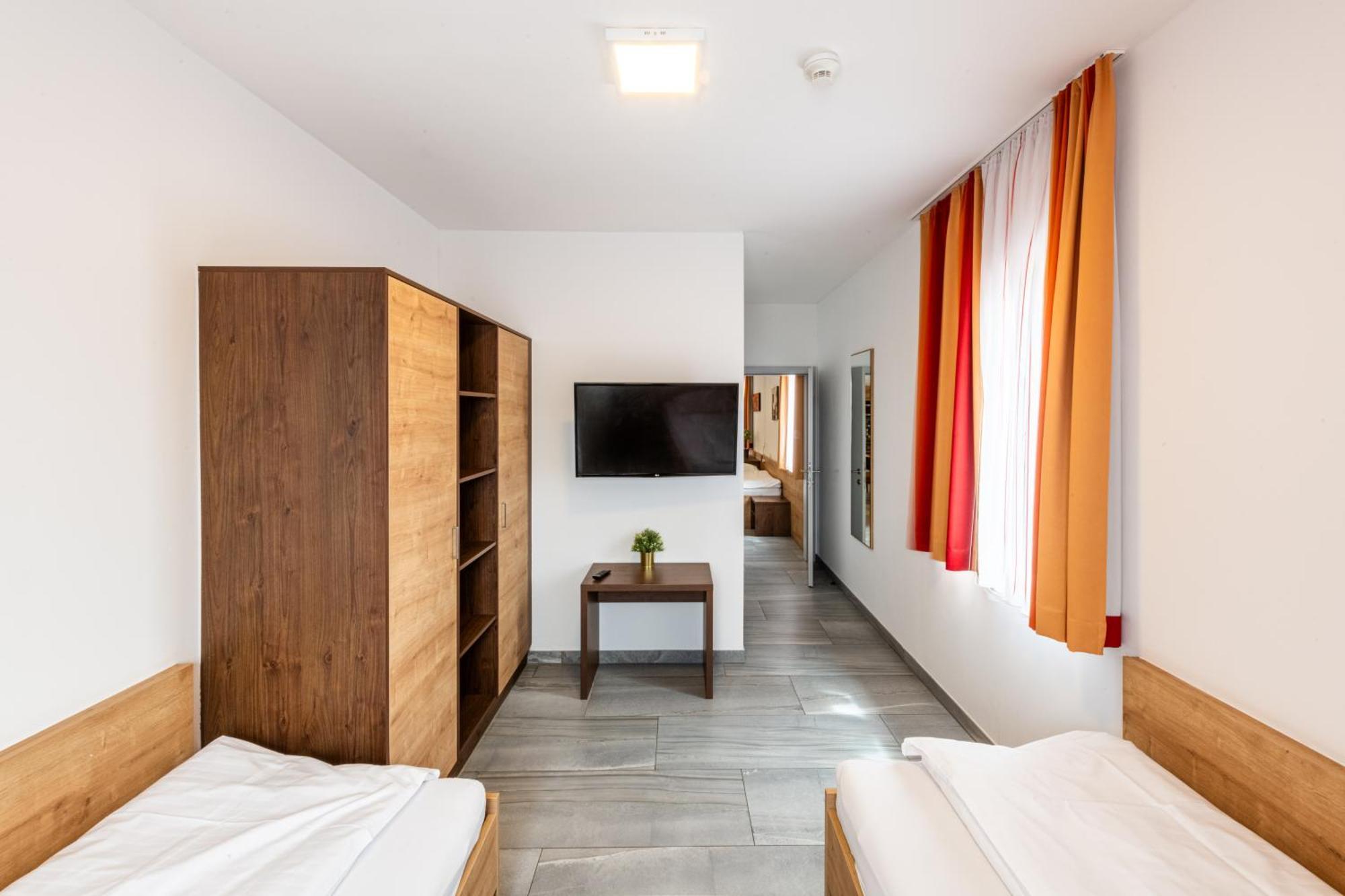 Wels Inn Hotel Экстерьер фото
