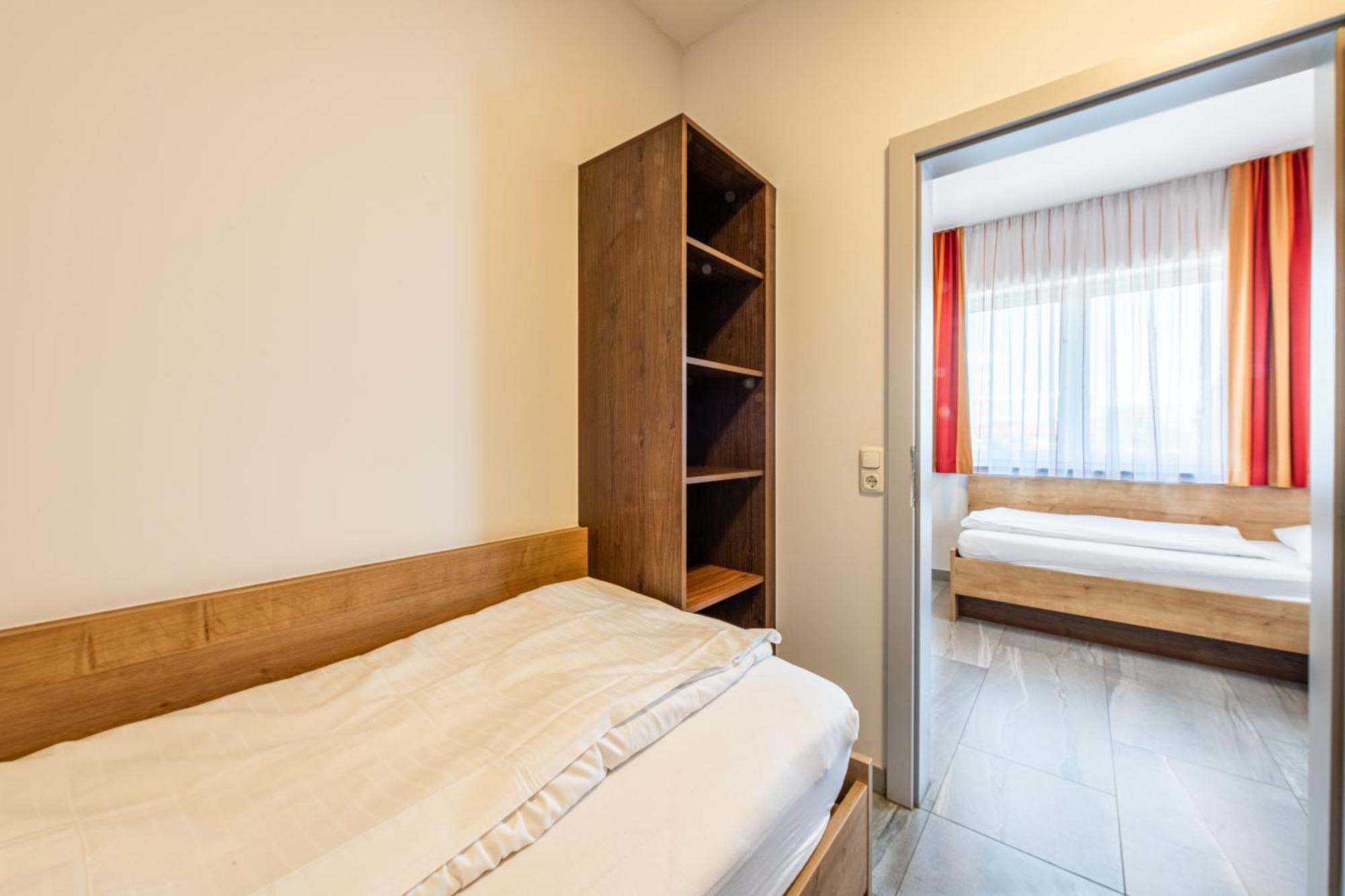 Wels Inn Hotel Экстерьер фото